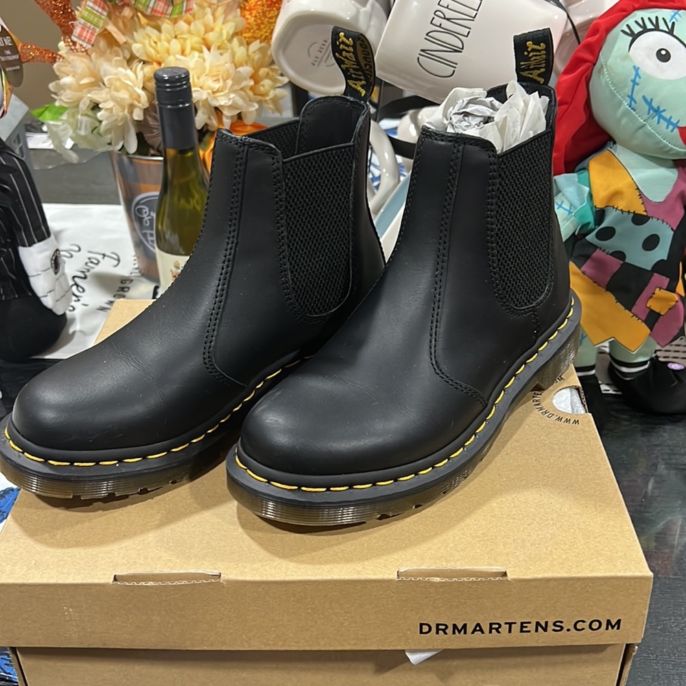 Brand new size 6 Dr.Martens black
